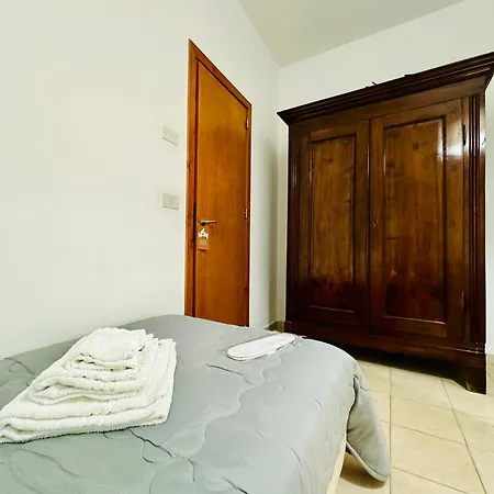 לינה וארוחת בוקר Casa Lilla 3*