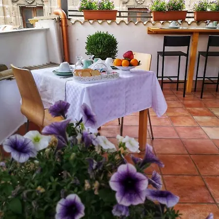 Casa Lilla מונריאלה