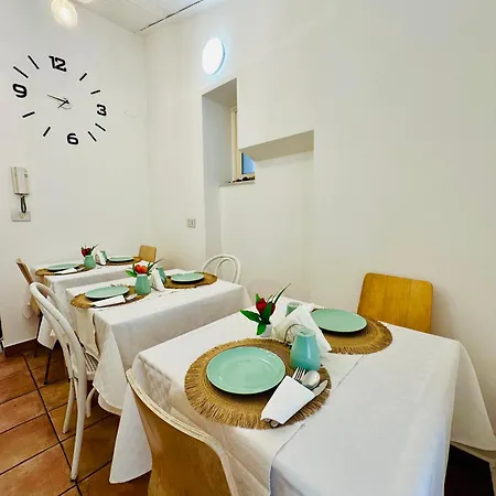 Casa Lilla Oda ve Kahvaltı 3*
